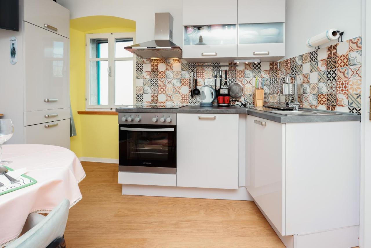 Apartmani Nad Voltun 卡斯塔 外观 照片