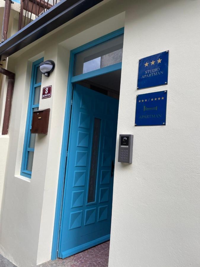Apartmani Nad Voltun 卡斯塔 外观 照片