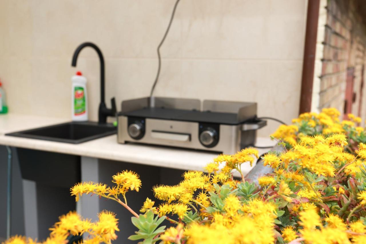 Apartmani Nad Voltun 卡斯塔 外观 照片